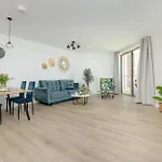 Διαμέρισμα Prestige Dream 104 - Tuz Przy Plazy, Z Widokiem Na Morze, Parkingiem I Wifi W Cenie Pobytu - Easy-rent
